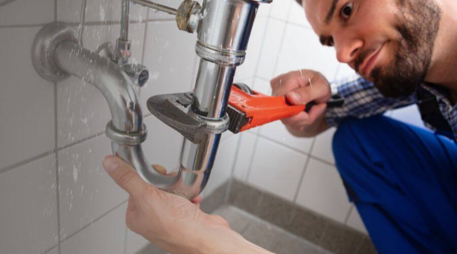 Professional same day plumber services in Courtland, AL